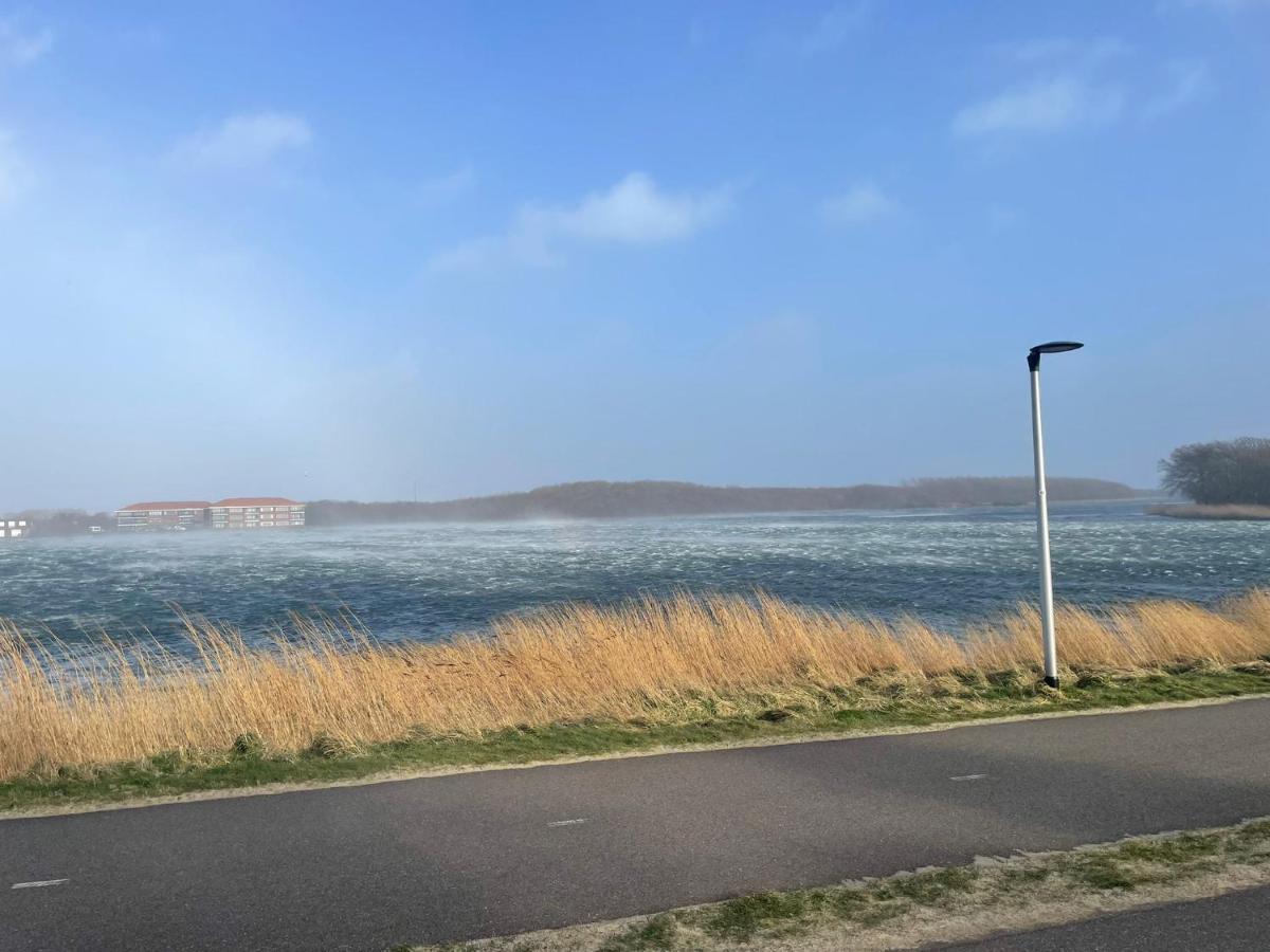 Vakantiewoning 100M Van Het Strand Met 1 Slaapkamer Весткапеле Екстериор снимка
