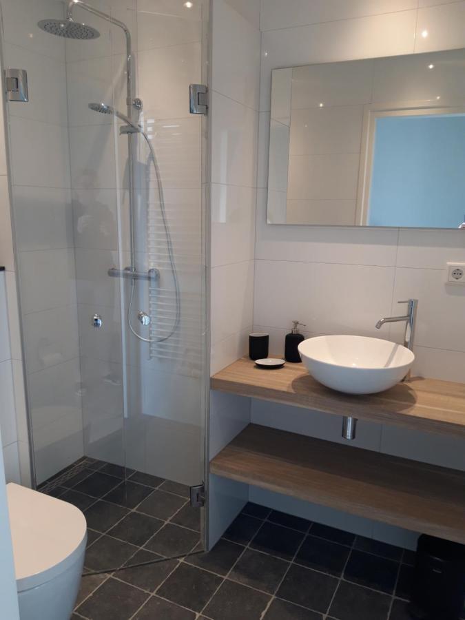 Vakantiewoning 100M Van Het Strand Met 1 Slaapkamer Весткапеле Екстериор снимка